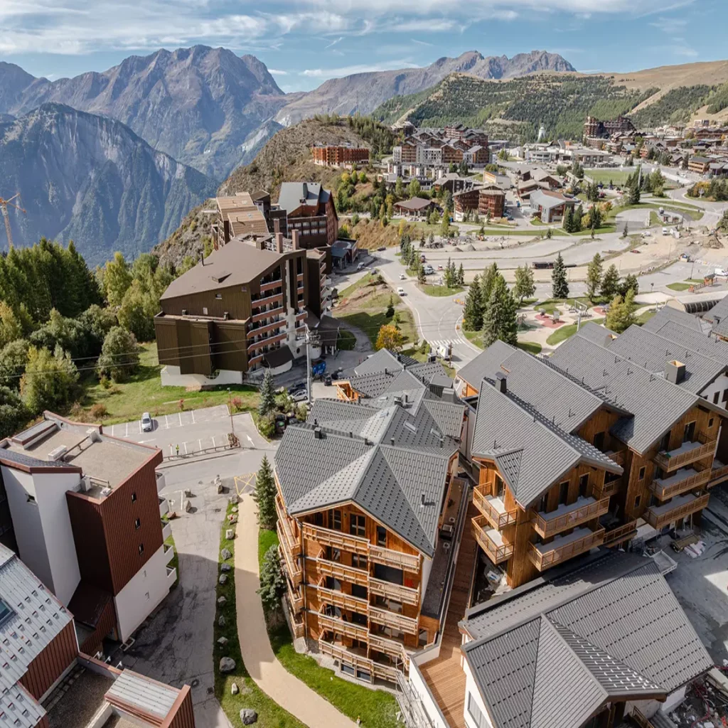 photographe drone professionnel au dessus de huez