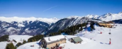 photo aérienne sur les pistes de courchevel